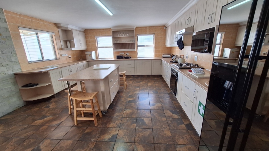 3 Bedroom Property for Sale in Dwarskersbos Western Cape